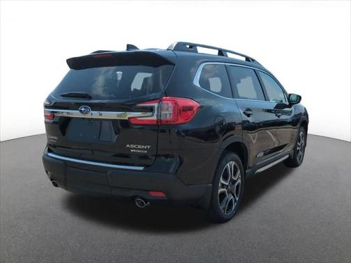 2025 Subaru Ascent Limited 8-Passenger