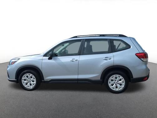 Ice Silver Metallic 2020 Subaru Forester Base