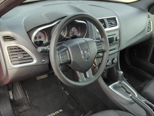 2012 Dodge Avenger SE