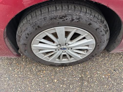 Crimson Red Pearl 2018 Subaru Impreza 2.0i Premium