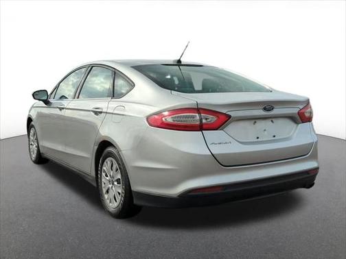 2013 Ford Fusion S