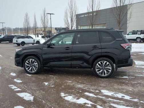 2025 Subaru Forester Hybrid Touring