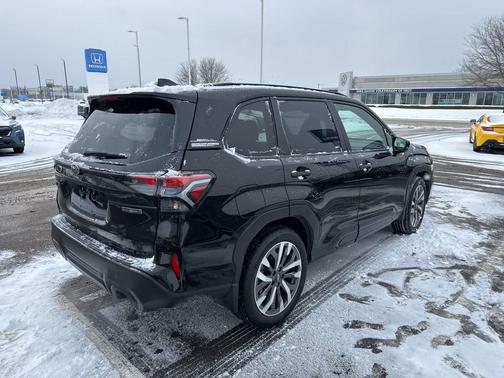 2025 Subaru Forester Hybrid Touring