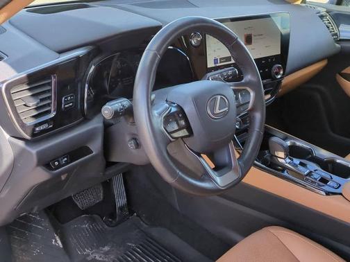 2024 Lexus NX 350h Premium