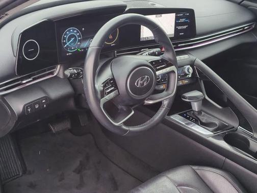 2023 Hyundai ELANTRA HEV Limited