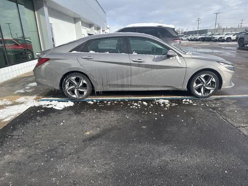 2023 Hyundai ELANTRA HEV Limited