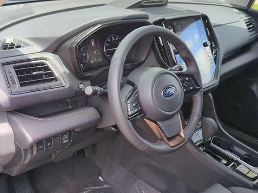 Crystal Black Silica 2026 Subaru Ascent Bronze Edition 7-Passenger