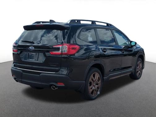 Crystal Black Silica 2026 Subaru Ascent Bronze Edition 7-Passenger