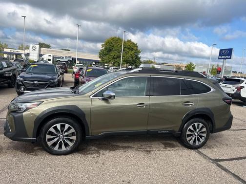 2023 Subaru Outback Touring XT