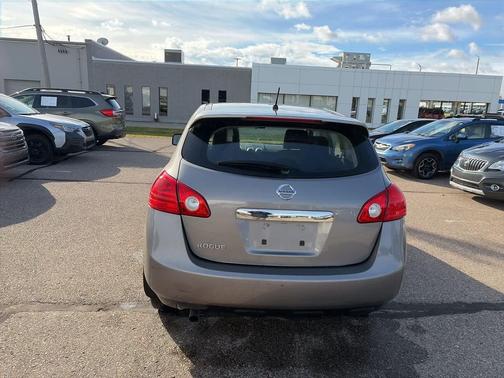 2012 Nissan Rogue S