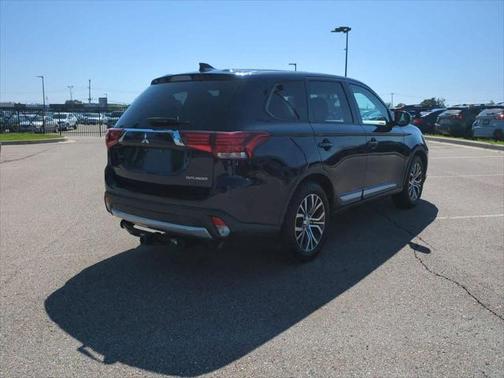 2018 Mitsubishi Outlander ES