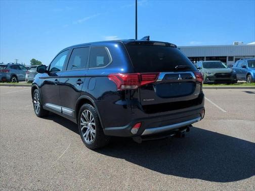 2018 Mitsubishi Outlander ES