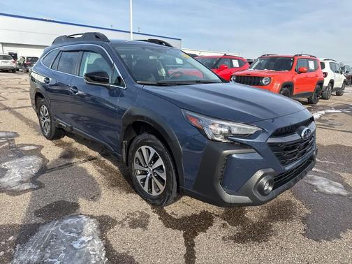 2023 Subaru Outback Premium
