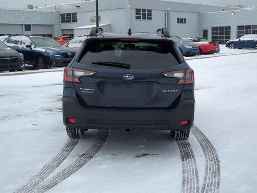 2023 Subaru Outback Premium