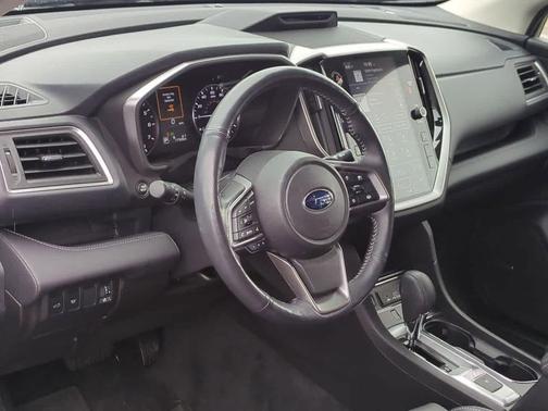 2023 Subaru Ascent Limited 8-Passenger
