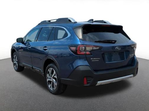 2022 Subaru Outback Touring XT