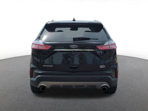 Agate Black Metallic 2019 Ford Edge SEL