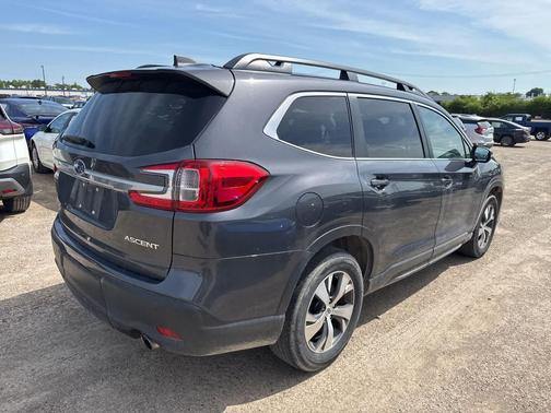 Magnetite Gray Metallic 2023 Subaru Ascent Premium 7-Passenger