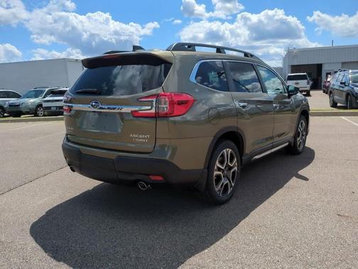 2025 Subaru Ascent Touring 7-Passenger