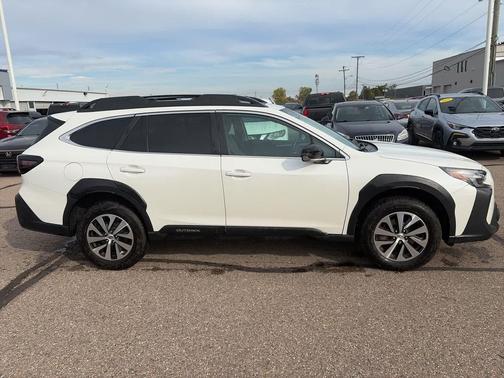 2023 Subaru Outback Premium