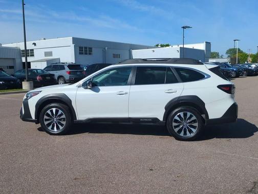 Crystal White Pearl 2024 Subaru Outback Limited