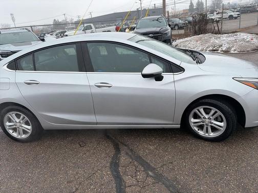 2018 Chevrolet Cruze LT