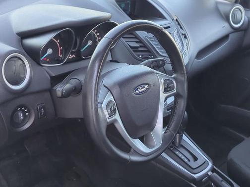 Shadow Black 2016 Ford Fiesta SE