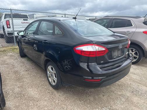 Shadow Black 2016 Ford Fiesta SE