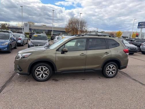 2023 Subaru Forester Premium