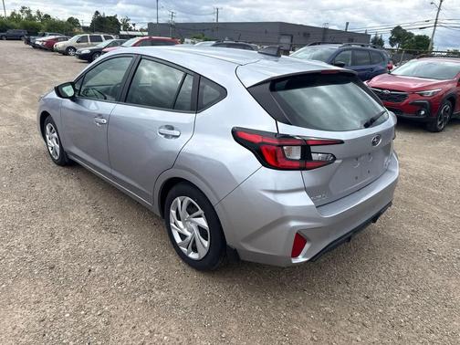 Ice Silver Metallic 2024 Subaru Impreza Base