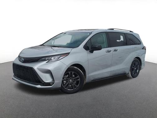 2025 Toyota Sienna XSE 7 Passenger