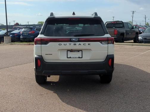 Crystal White Pearl 2026 Subaru Outback Limited XT