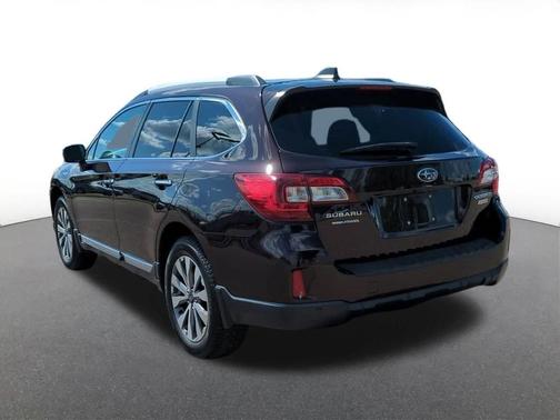 2017 Subaru Outback 2.5i Touring