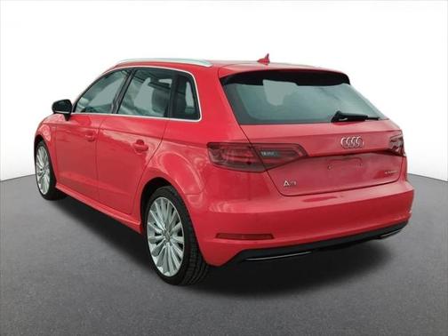 2016 Audi A3 e-tron 1.4T Premium