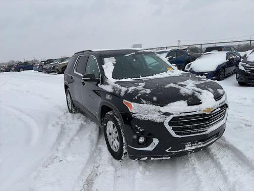2020 Chevrolet Traverse LT Cloth