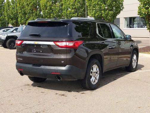 2018 Chevrolet Traverse LT Cloth