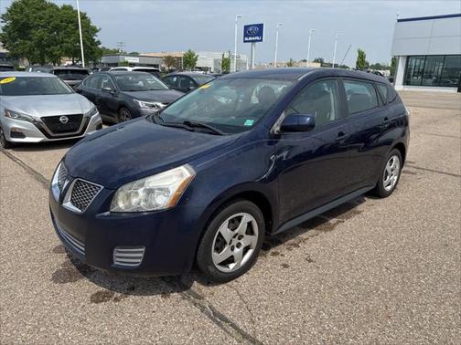 2010 Pontiac Vibe Base