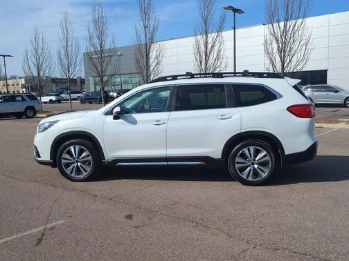 2022 Subaru Ascent Limited 8-Passenger