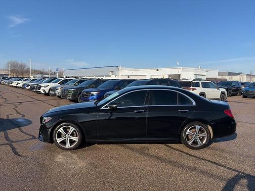 2018 Mercedes-Benz E-Class 4MATIC