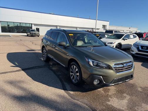 2019 Subaru Outback 2.5i Touring