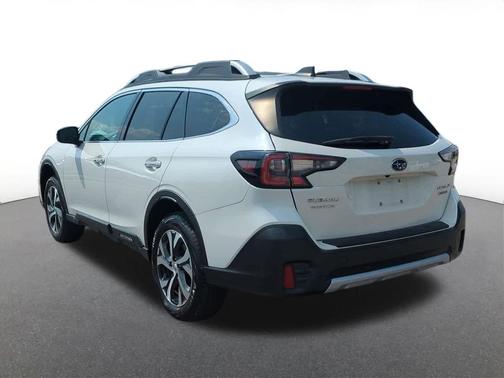 2022 Subaru Outback Touring