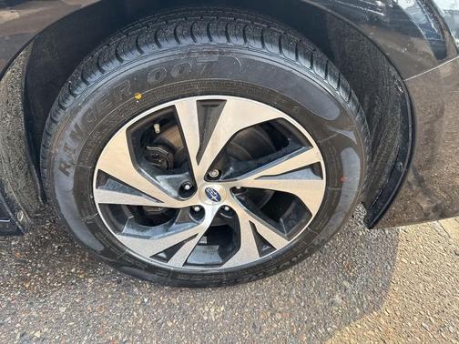 2022 Subaru Legacy Premium
