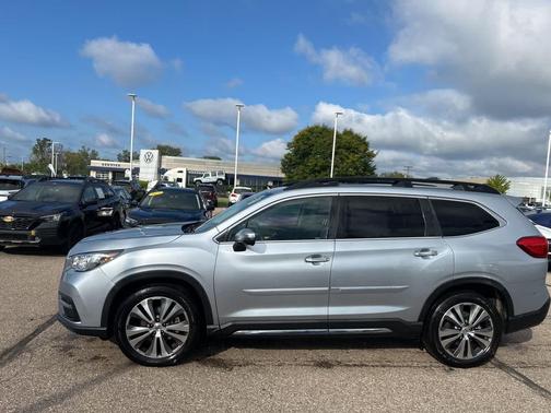 2022 Subaru Ascent Touring 7-Passenger