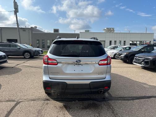 2022 Subaru Ascent Touring 7-Passenger
