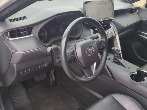 Blizzard Pearl 2021 Toyota Venza XLE