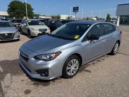 2019 Subaru Impreza 2.0i