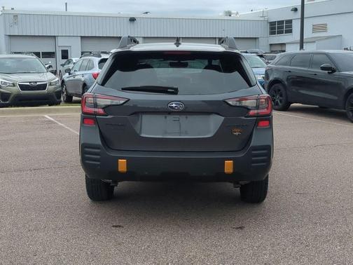 Magnetite Gray Metallic 2024 Subaru Outback Wilderness