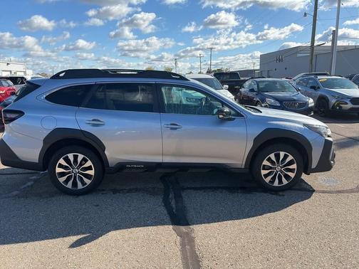 2023 Subaru Outback Limited XT