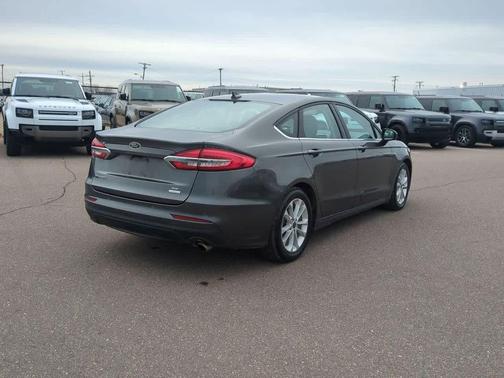 2020 Ford Fusion SE