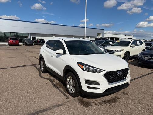 2020 Hyundai TUCSON SE